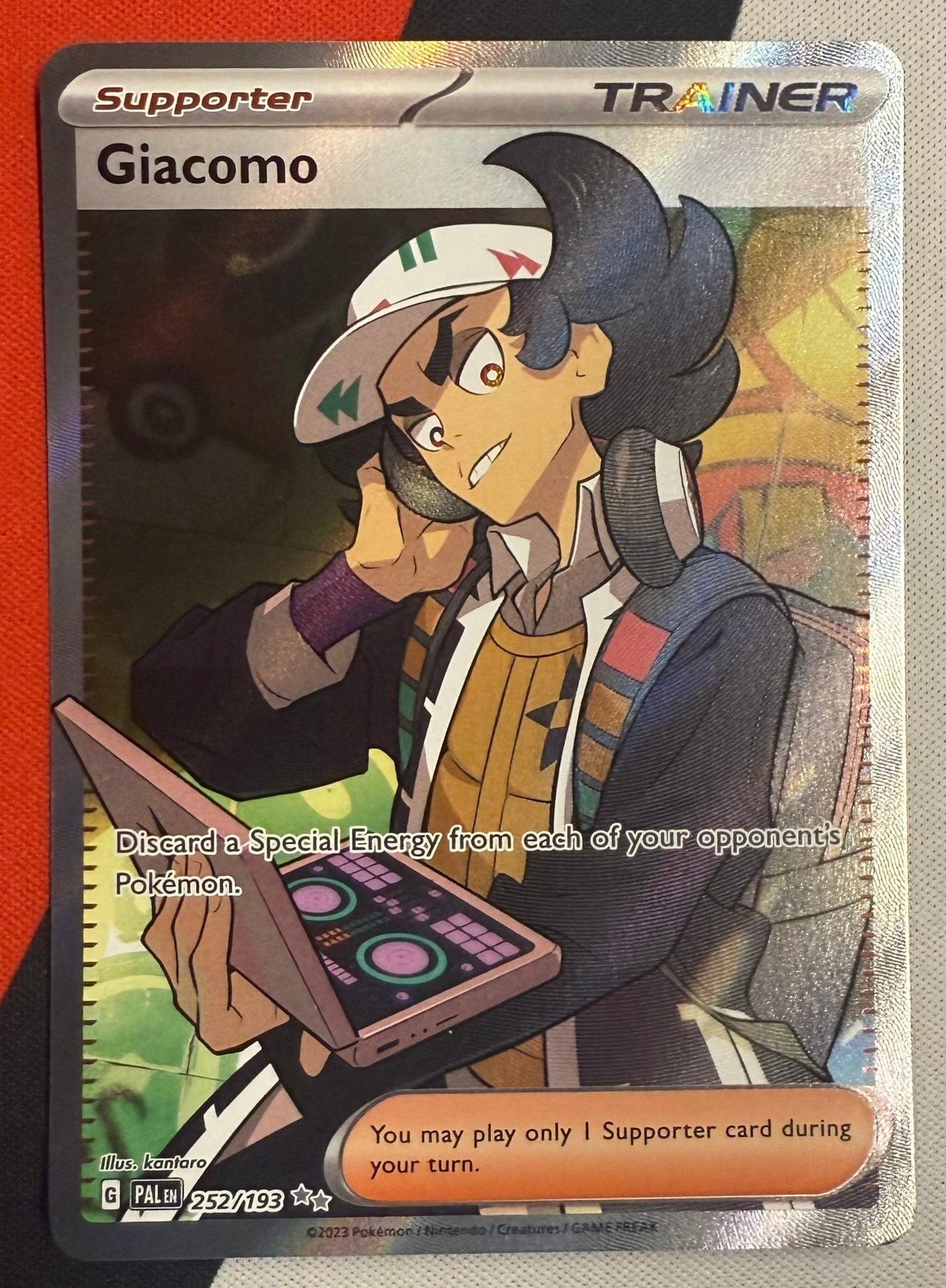 Giacomo #252 – Paldea Evolved (Ultra Rare)